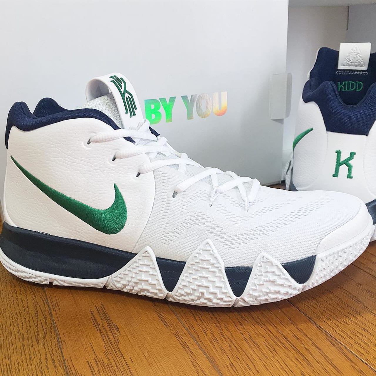 kyrie 4 clover