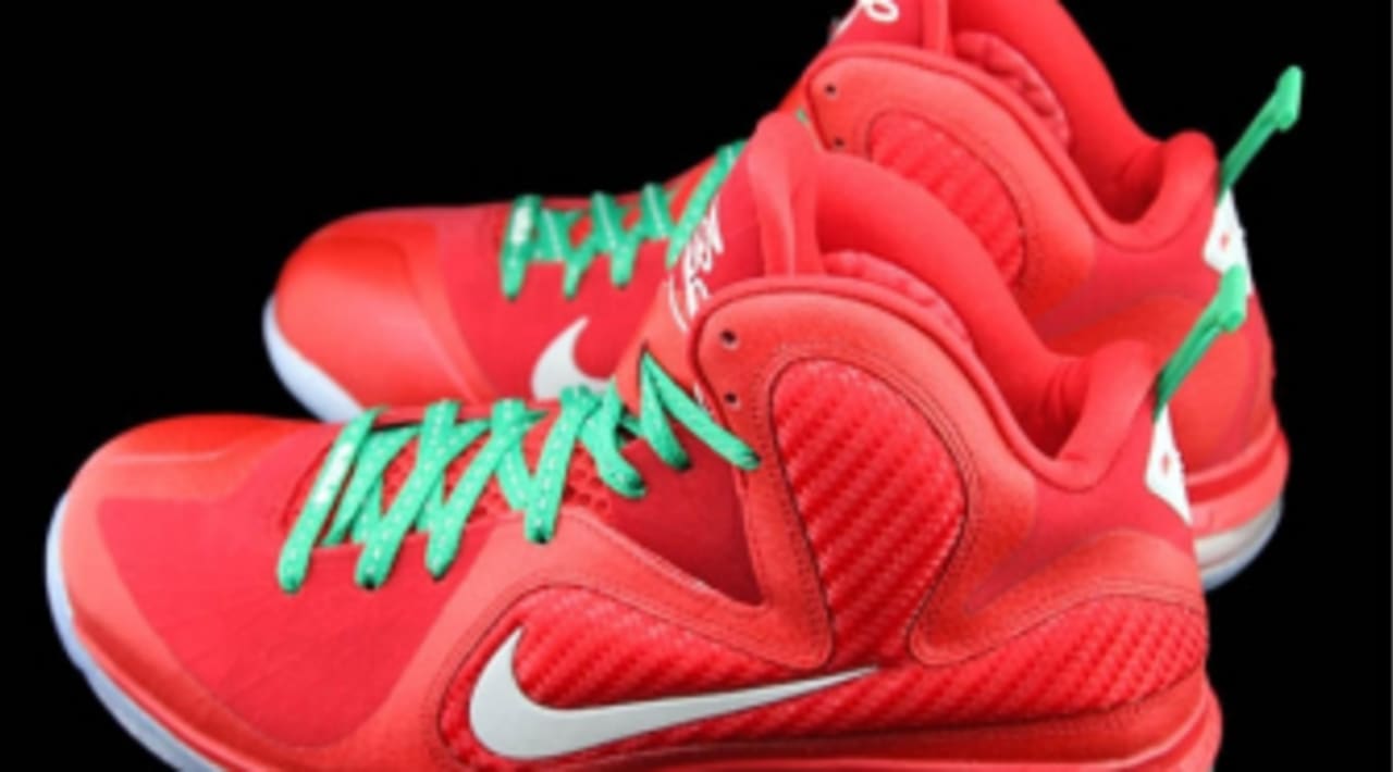 lebron 9 christmas low