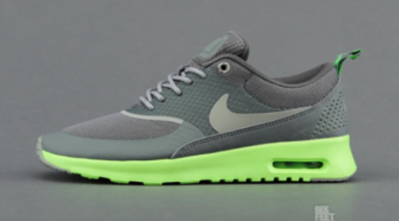 Nike WMNS Air Max Thea Mercury Grey Mine Grey Flash Nike WMNS Air Max Thea Mercury Grey Mine Grey Flash