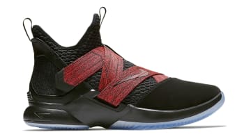 Nike LeBron Soldier 12 