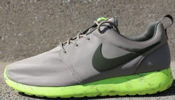 Nike Roshe Run QS Bamboo/Cargo Khaki-Volt-Sail