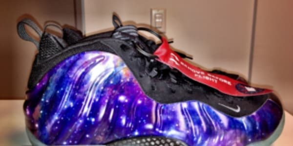 nike foamposite galaxy 2012