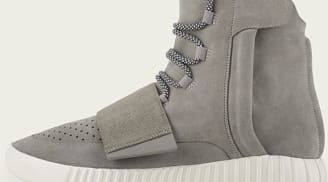 adidas Yeezy 750 Boost Light Brown/Carbon White-Light Brown