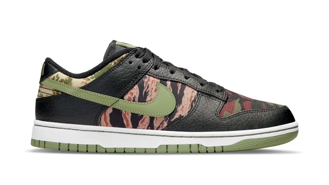 camo dunks black