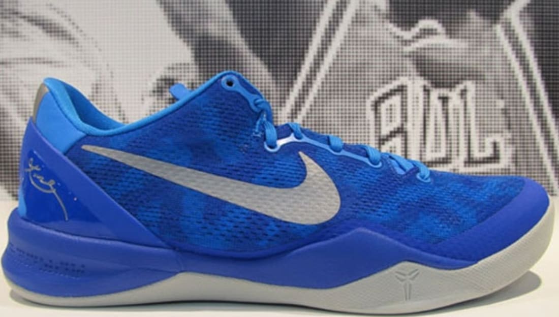 Nike Kobe 8 System Blue Glow