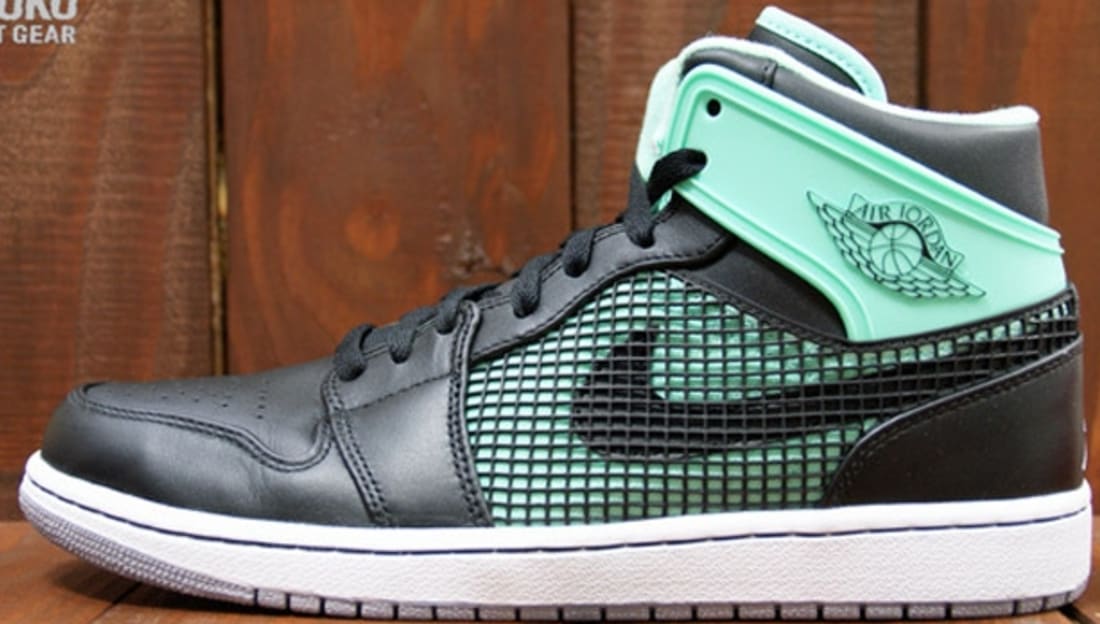 air jordan 1 green glow