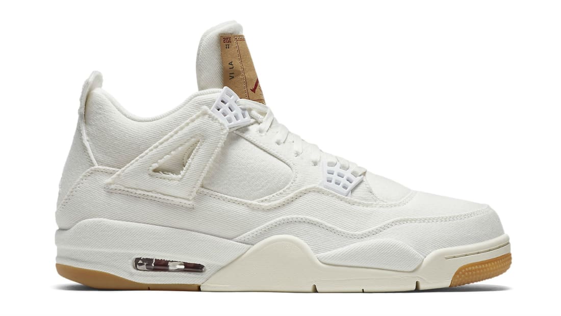 white levi 4s