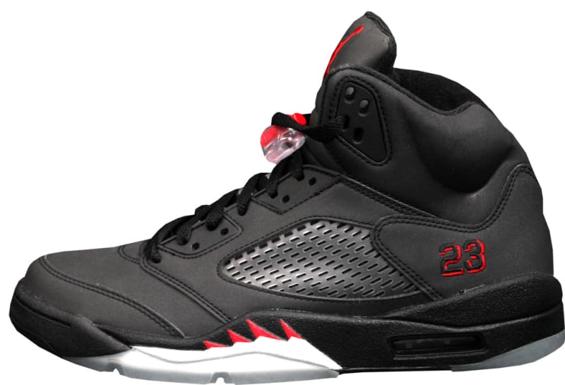 Air Jordan 5 Retro DMP \u0027Raging Bulls\u0027. Colorway: Black/Varsity Red