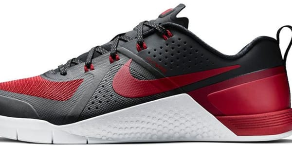 nike metcon 1 red