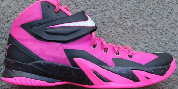 lebron soldier 8 pink