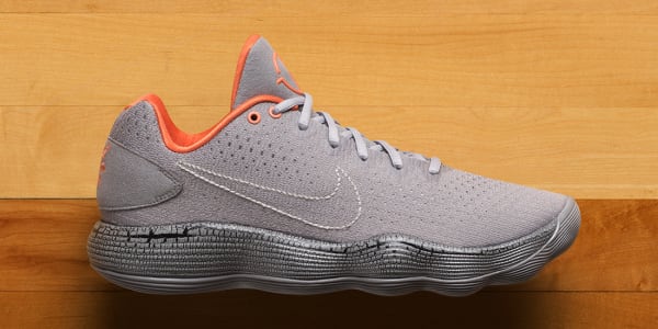 nike react hyperdunk low