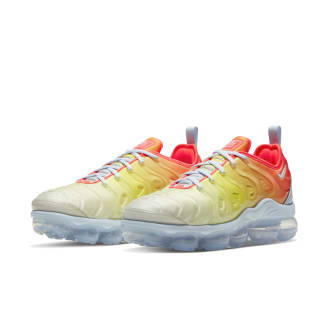 air vapormax plus laser crimson