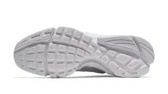 nike air presto ultra flyknit triple white