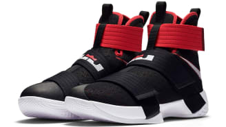 lebron soldier 10 triple black