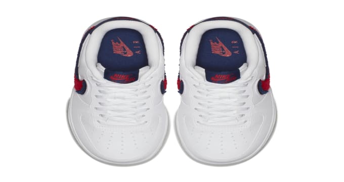 nike 3d chenille swoosh