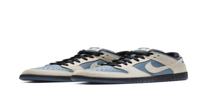 dunk low thunderstorm