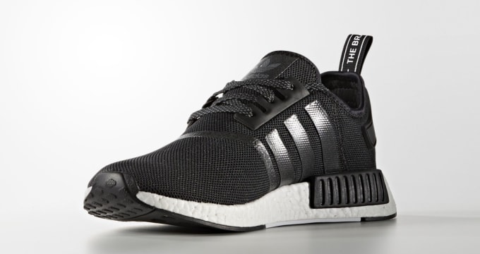 nmd r1 black reflective