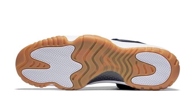 jordan 11 retro low midnight navy