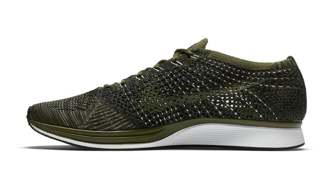 nike flyknit racer green