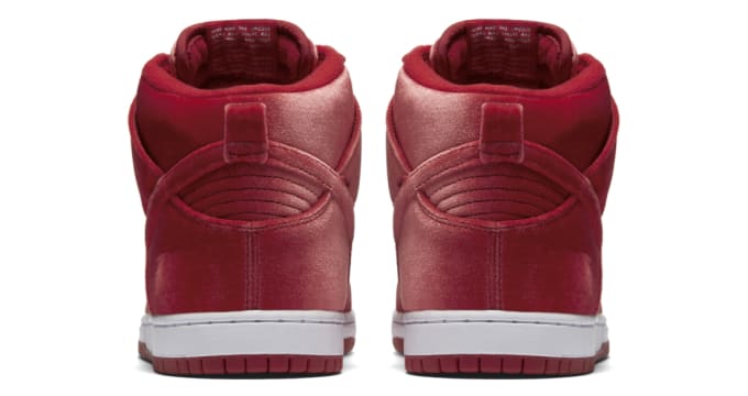 dunk high red velvet