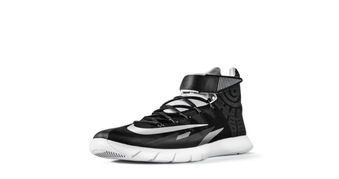 hyperrev black and white