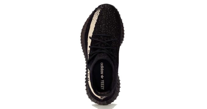 yeezy boost 350 v2 black white stripe