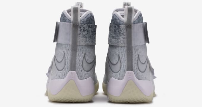 lebron soldier 10 john elliott