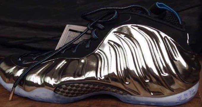 silver black foamposites