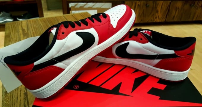 jordan 1 low og chicago