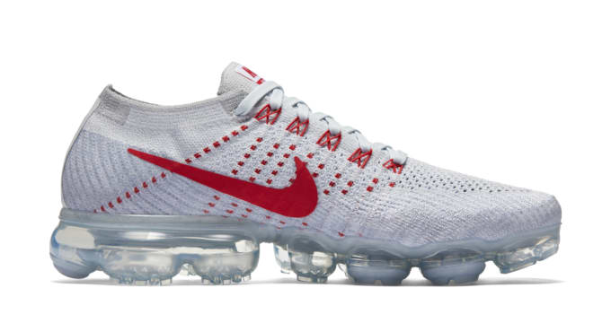 air vapormax platinum red black