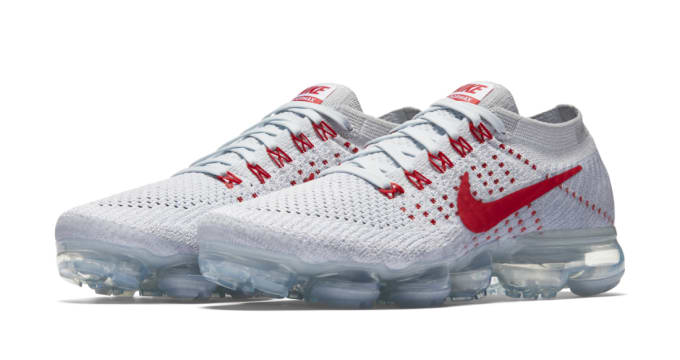 nike vapormax grey and red