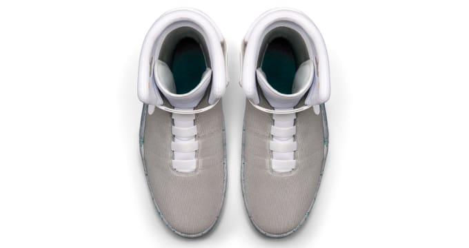 nike mag features