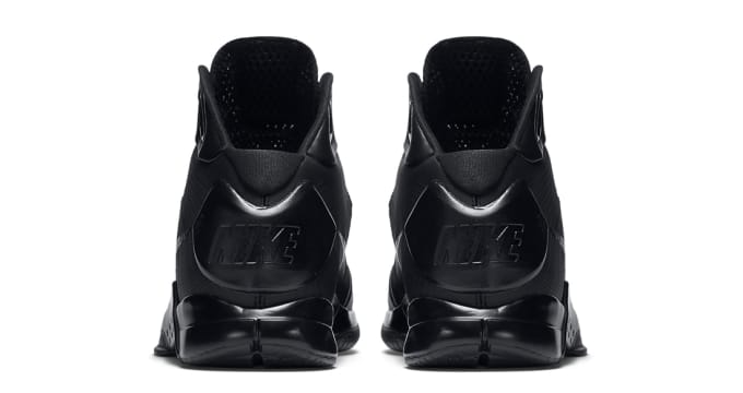 nike hyperdunk 08 triple black