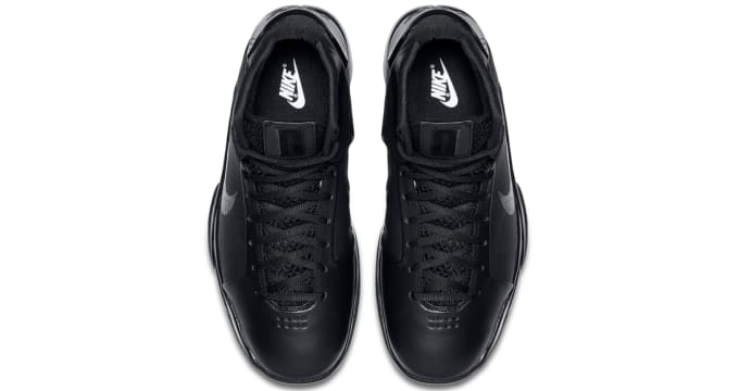 nike hyperdunk triple black