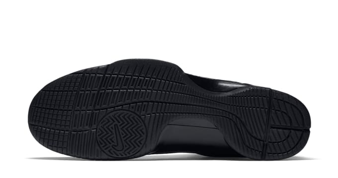 nike hyperdunk triple black