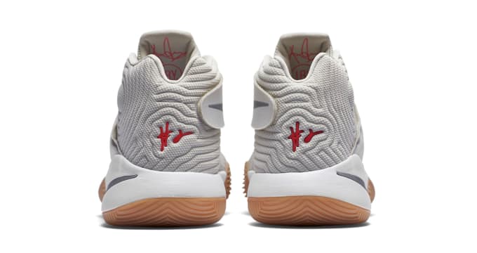 kyrie 2 light bone