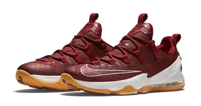 lebron 13 maroon