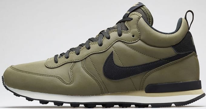 nike internationalist mid green