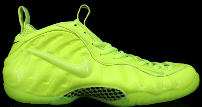 Nike Air Foamposite Pro Bright Crimson La Lanterne ...