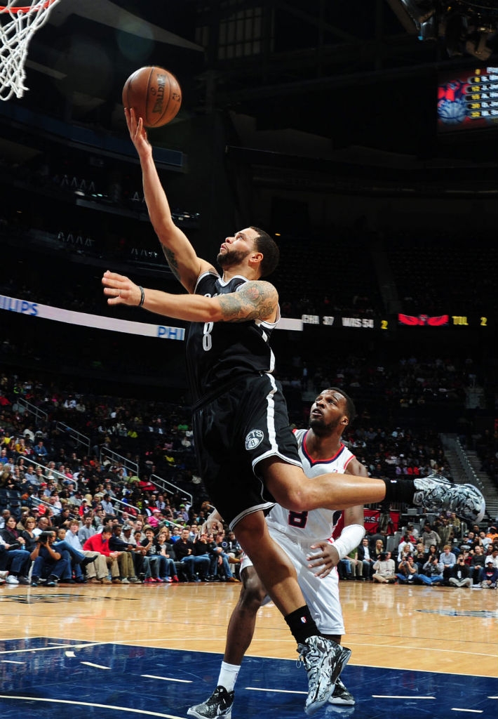 Deron Williams' Camo Nike Zoom Hyperdisruptor PE (8)