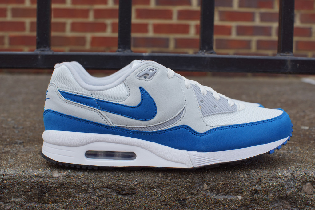 air max 1 light blue