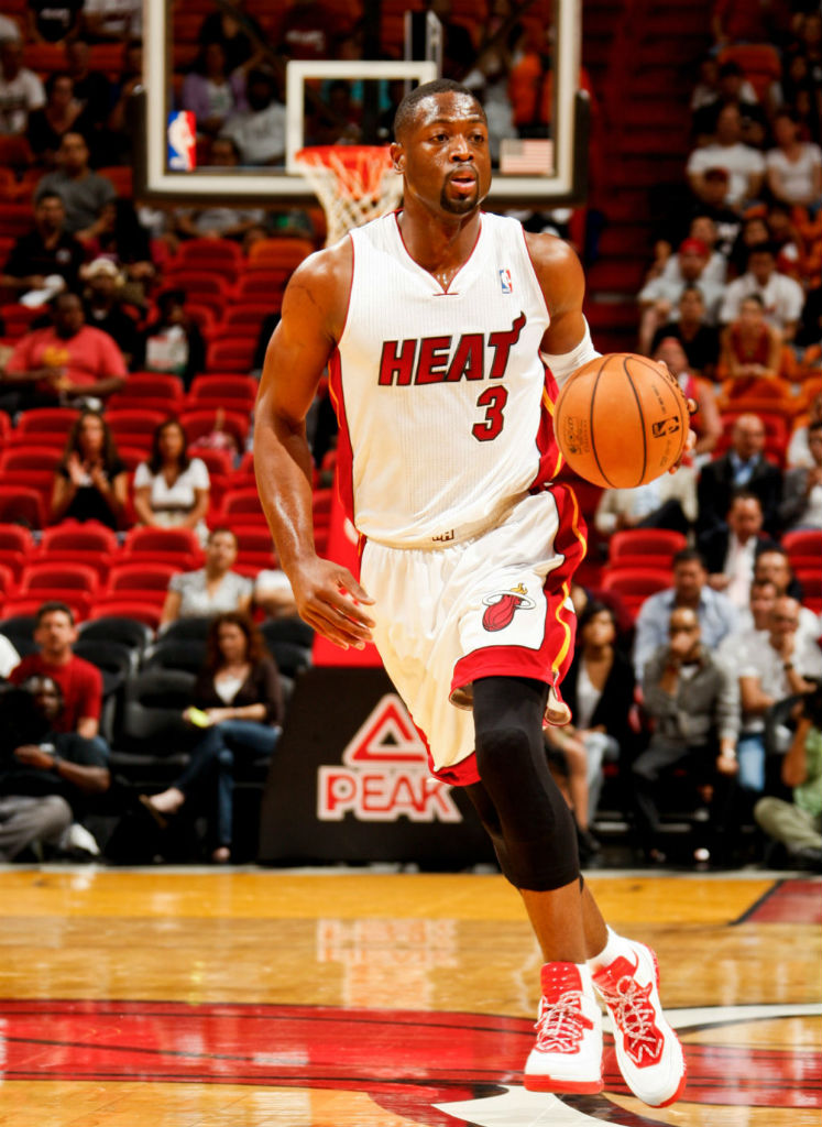 Dwyane Wade Wears Li-Ning Way of Wade White/Red (4)