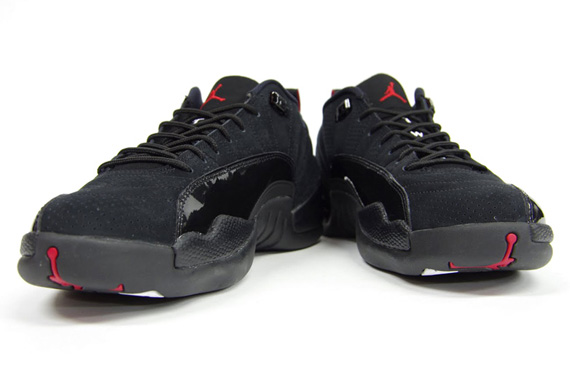 retro 12 low black and orange