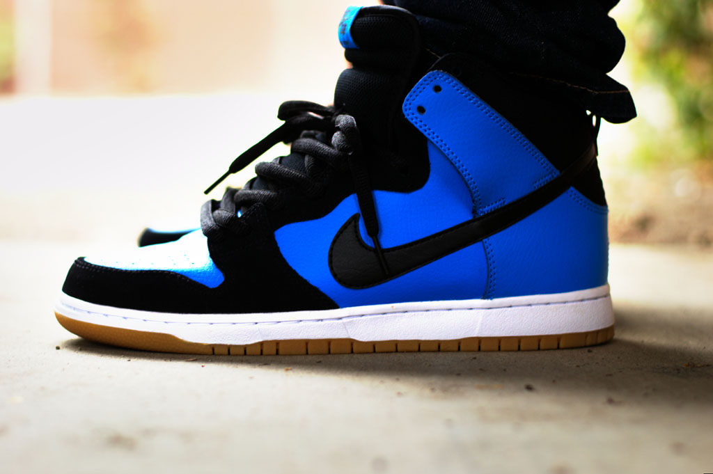 verse001 in the 'Blue hero' Nike SB Dunk High