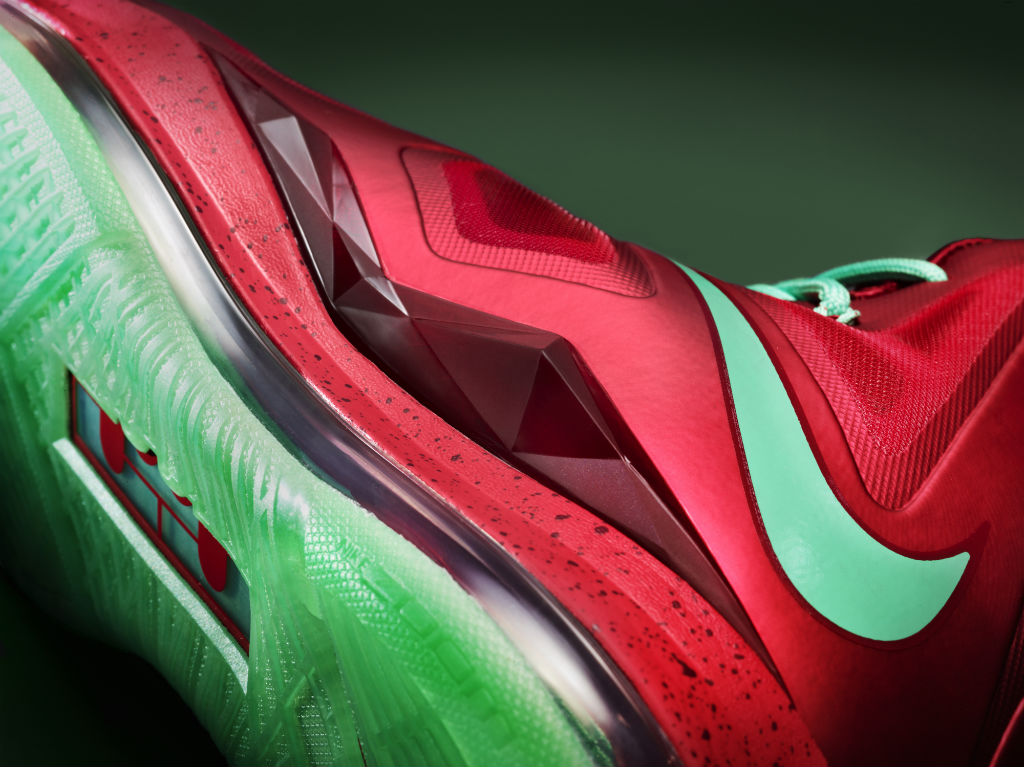 Nike LeBron X Christmas Red Diamond (3)