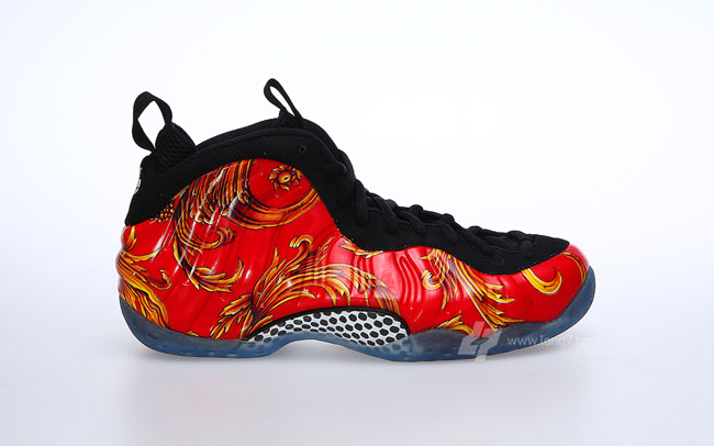 supreme foams red