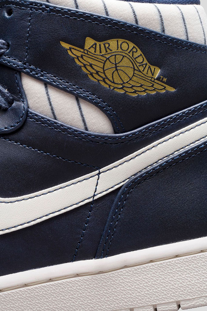 Buy Air Jordan 1 Retro High 'Jeter' - 715854 402 - Blue