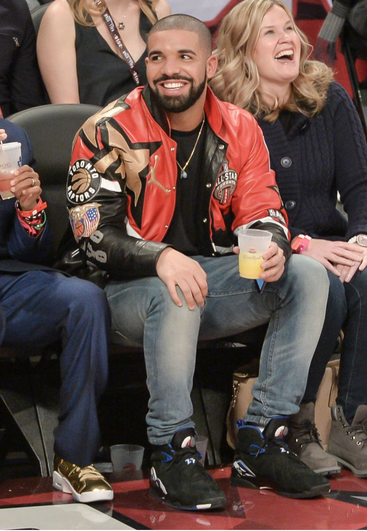 Drake Wearing the Black 'Kentucky Blue' Air Jordan 8 (1)