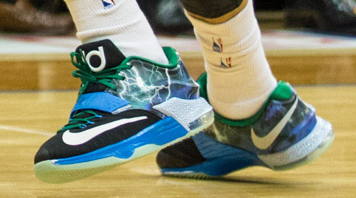 Zach LaVine wearing NIKEiD KD VII 7 (4)