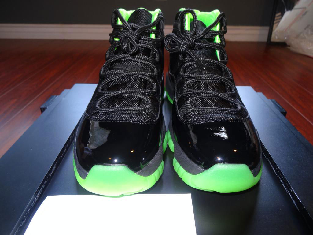 Air Jordan XI Black/Neon Green Collection 